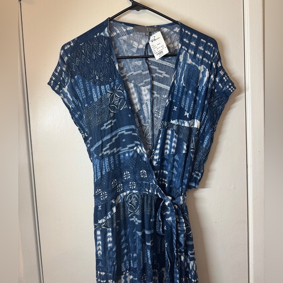 NWT Tysa Garbo Indigo Seas Blue White Patchwork Print Maxi Wrap Dress Size 2 - Picture 4 of 14